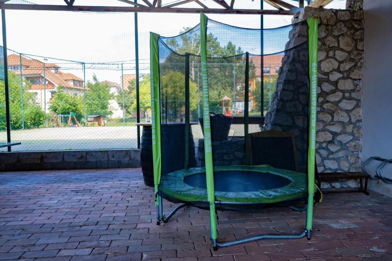 Apartmány Gulliver Mikulov Exterior foto
