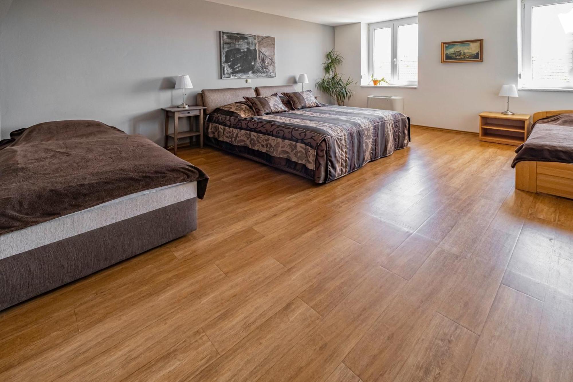 Apartmány Gulliver Mikulov Exterior foto